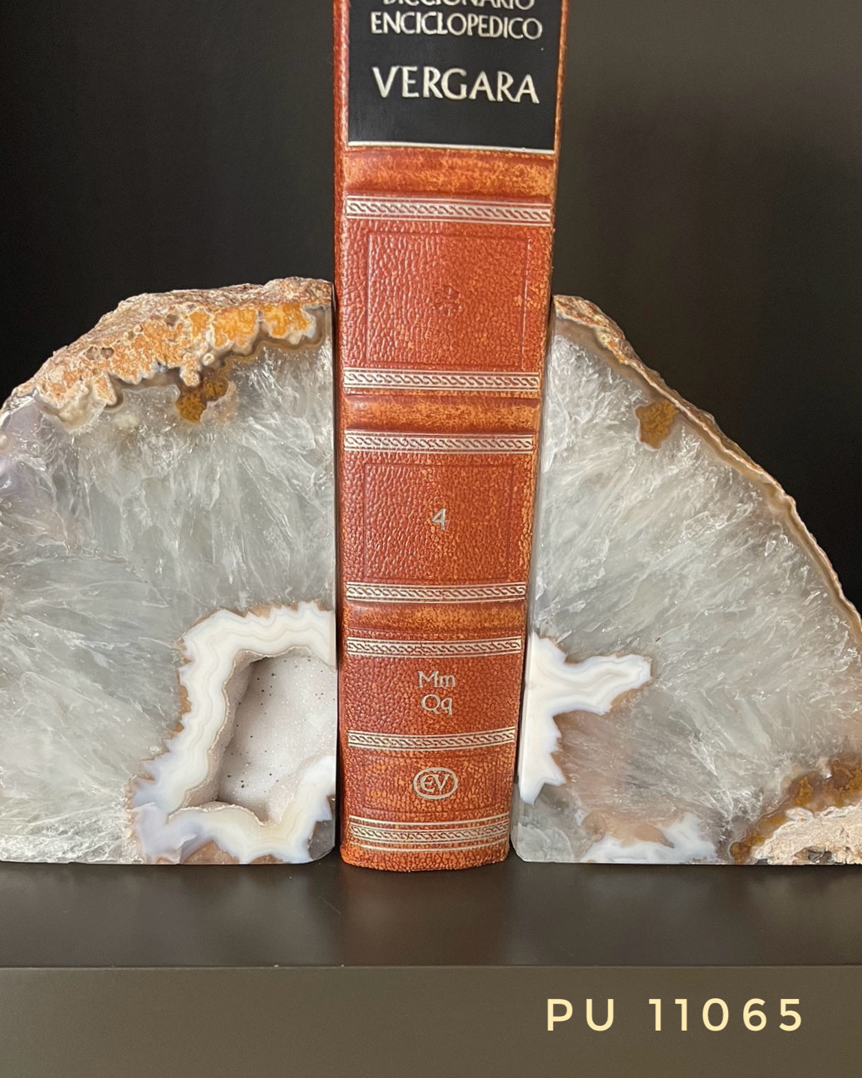 BOOKEND PU 11065