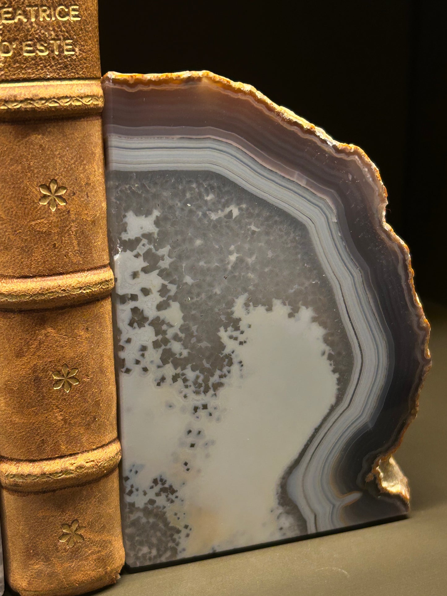 BOOKEND PU 11070