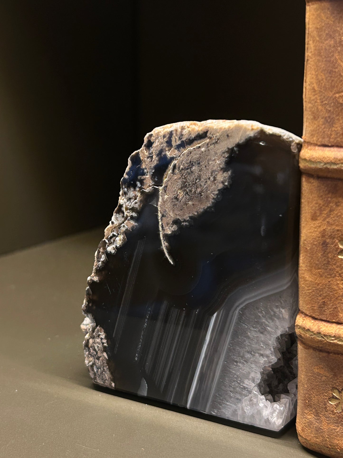 BOOKEND PU 11021
