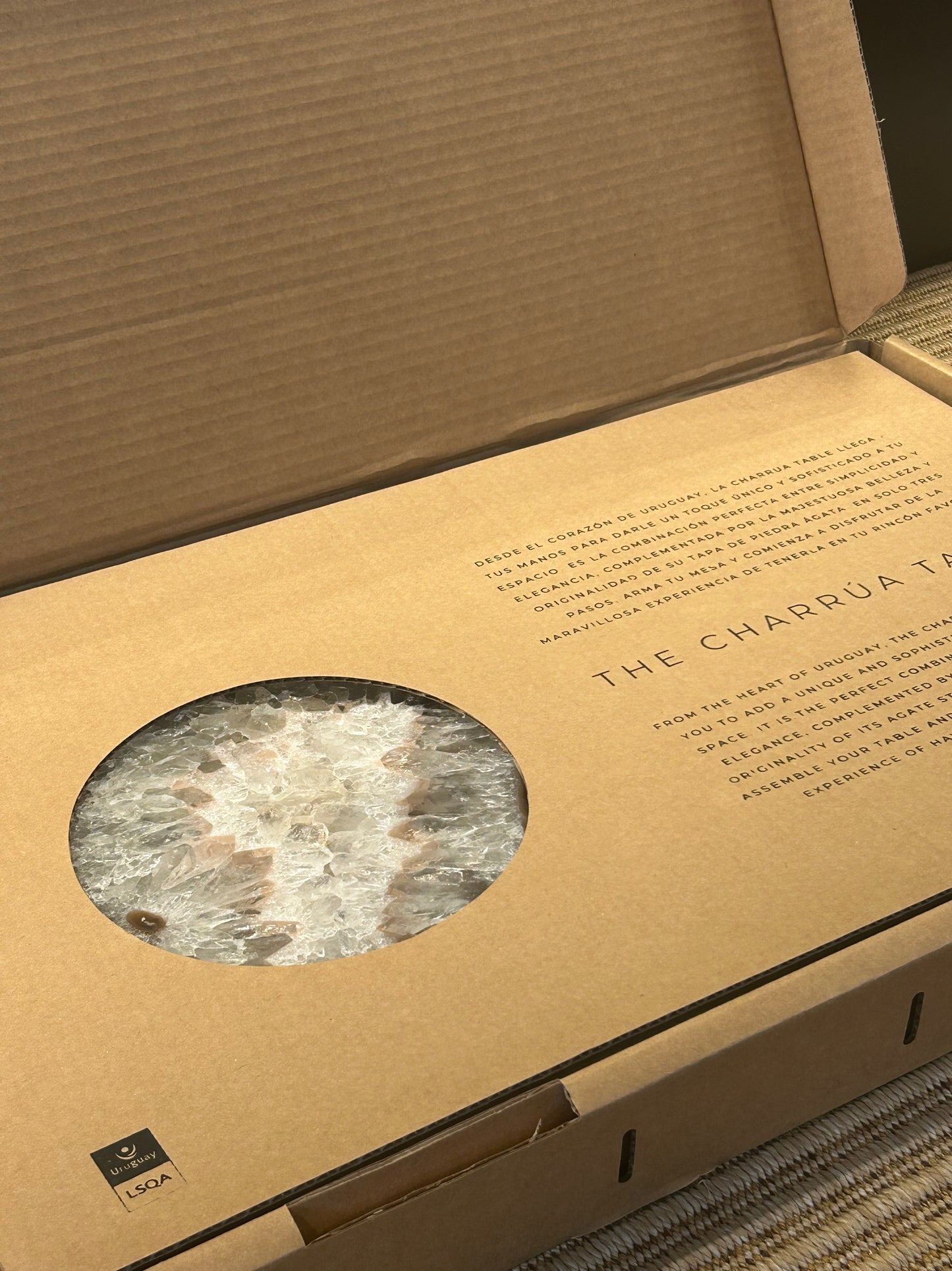 THE CHARRUA TABLE RR 14010