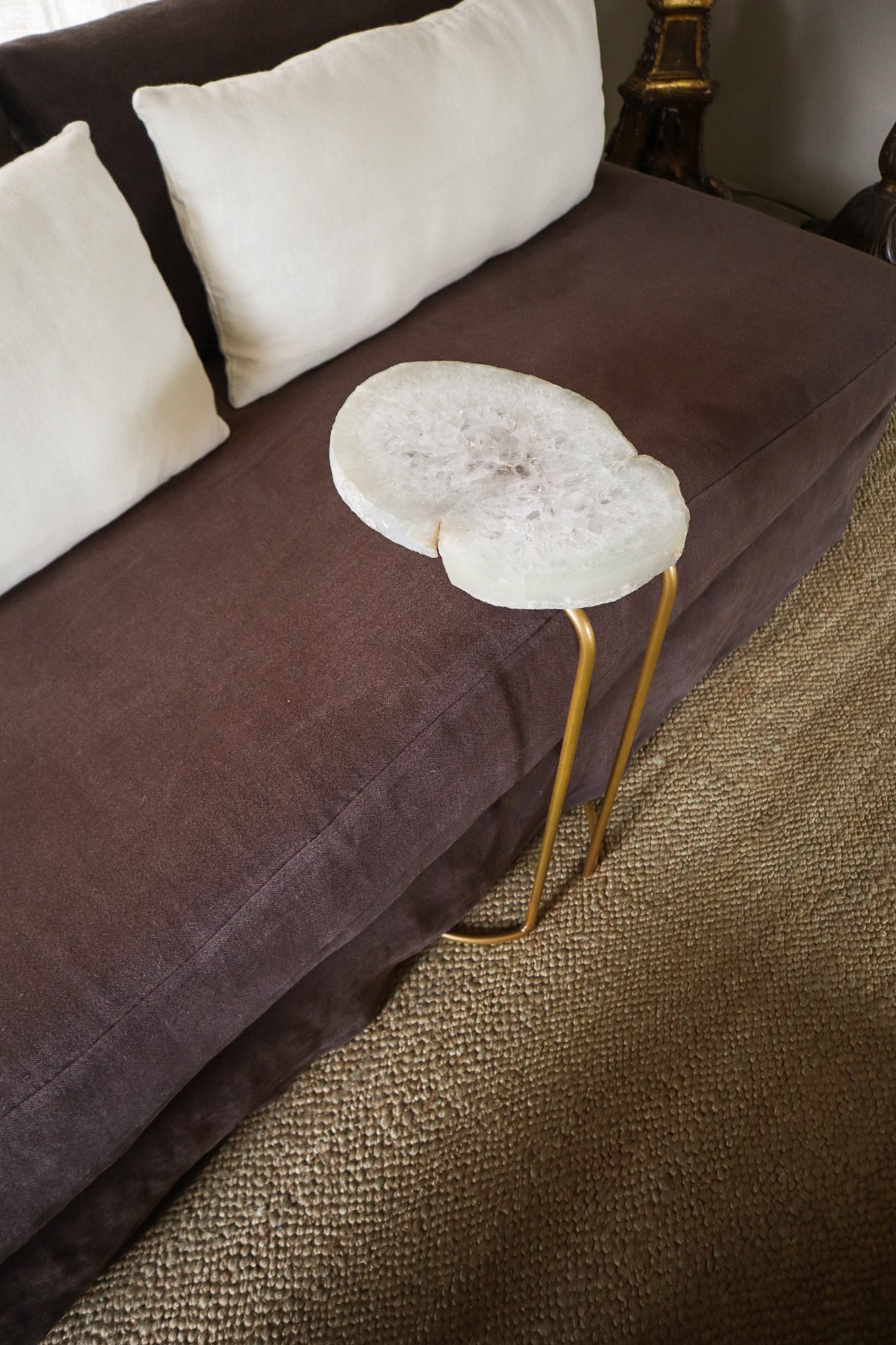 THE TABARE TABLE TT 2033