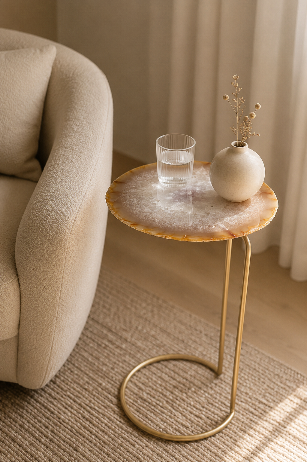 THE TABARE TABLE TT 2039