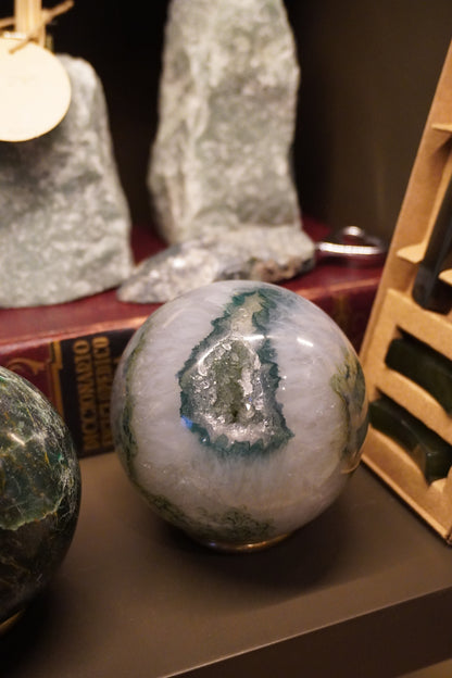 SPHERE E 6058