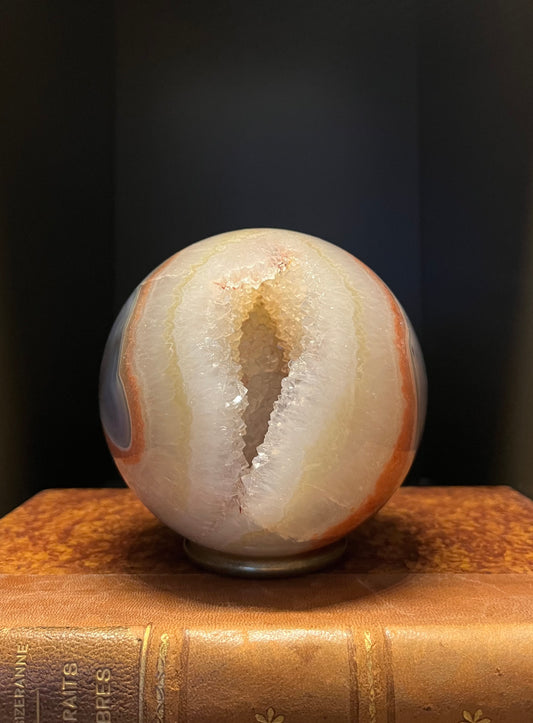 SPHERE E 6087
