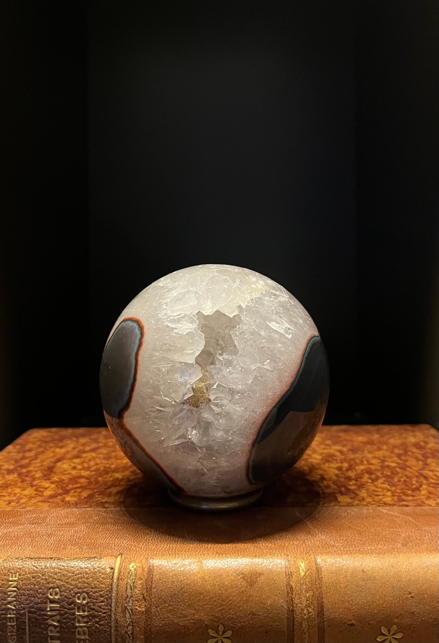 SPHERE E 6151
