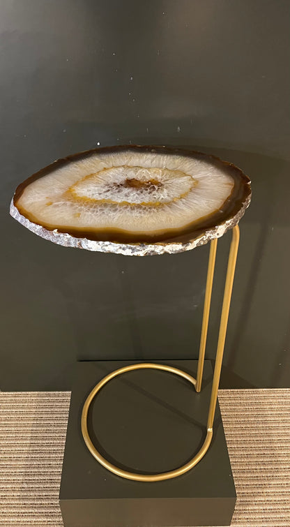 THE TABARE TABLE TT 2037