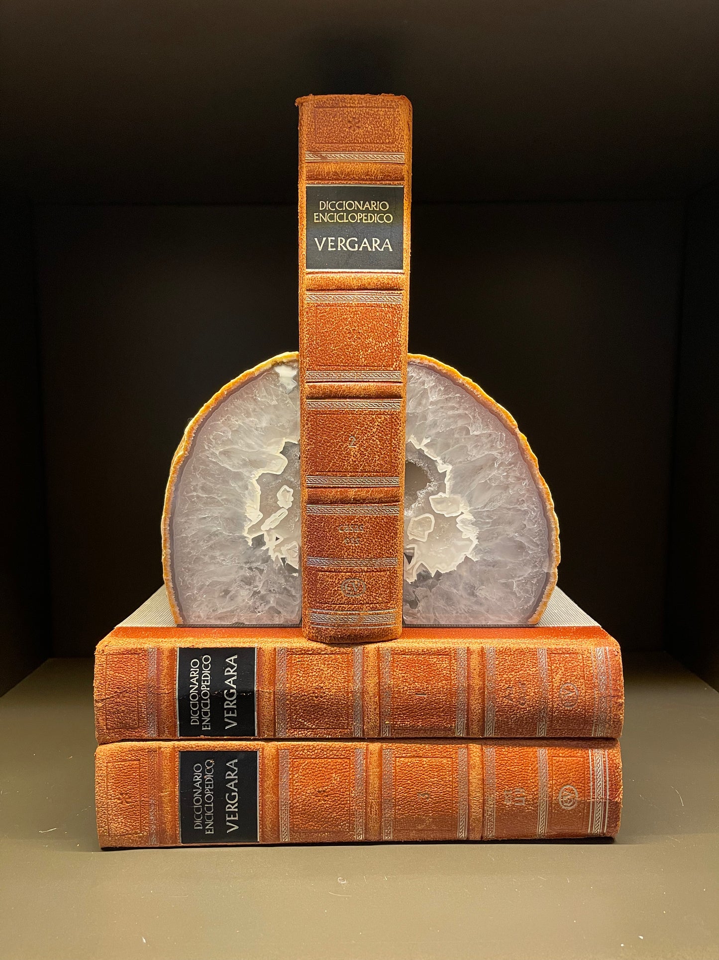 BOOKEND PU 11132