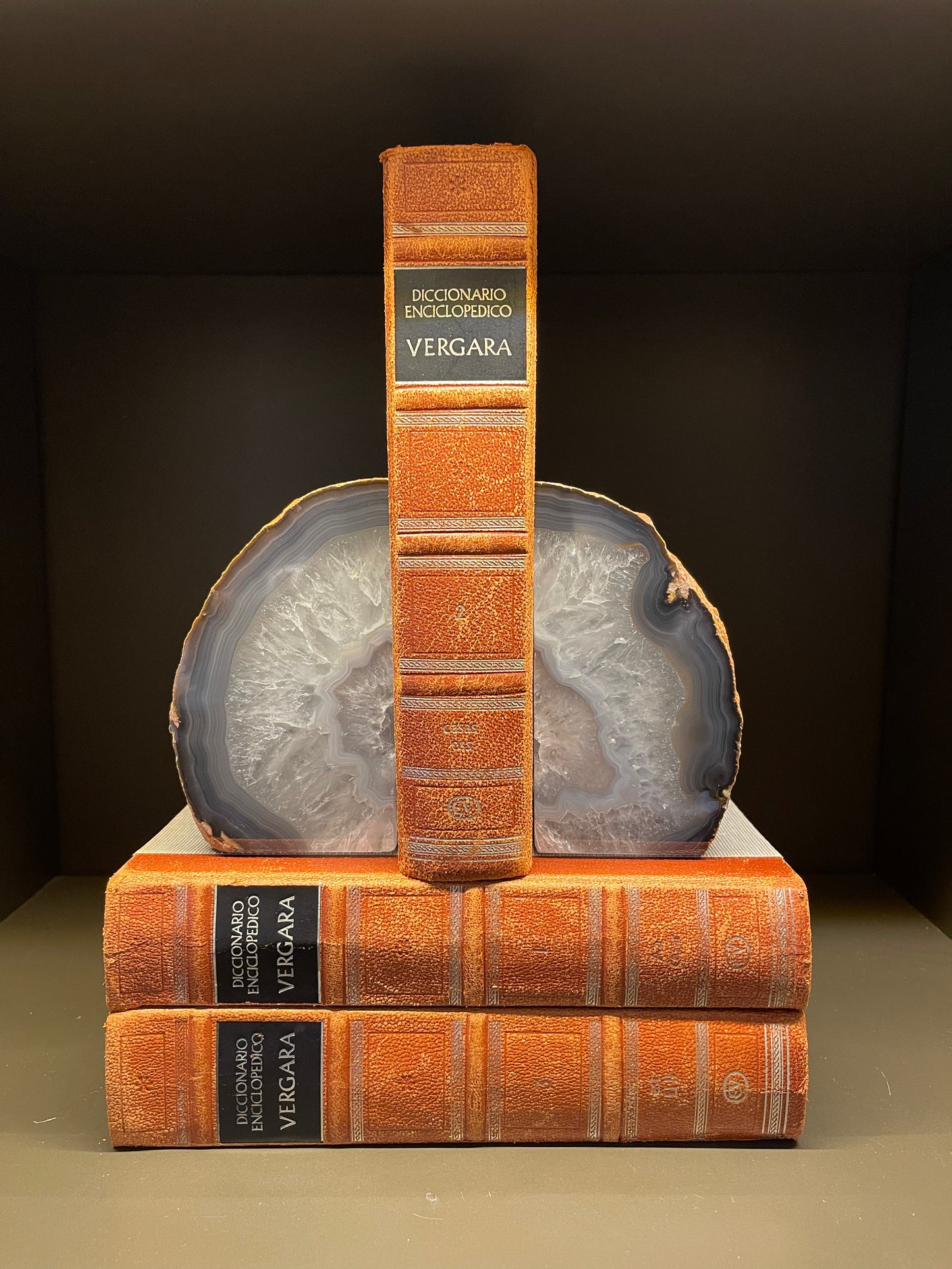 BOOKEND PU 11127