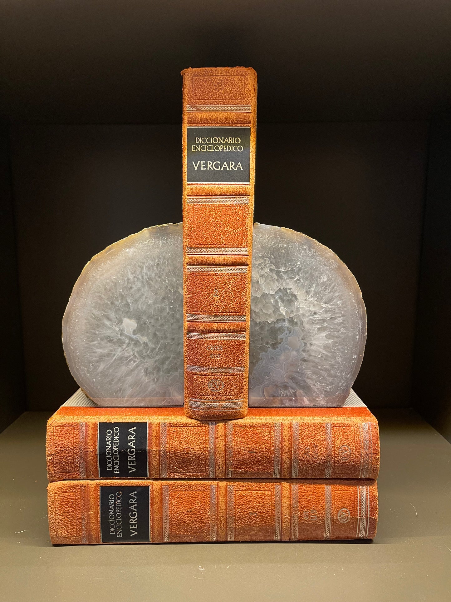 BOOKEND PU 11130