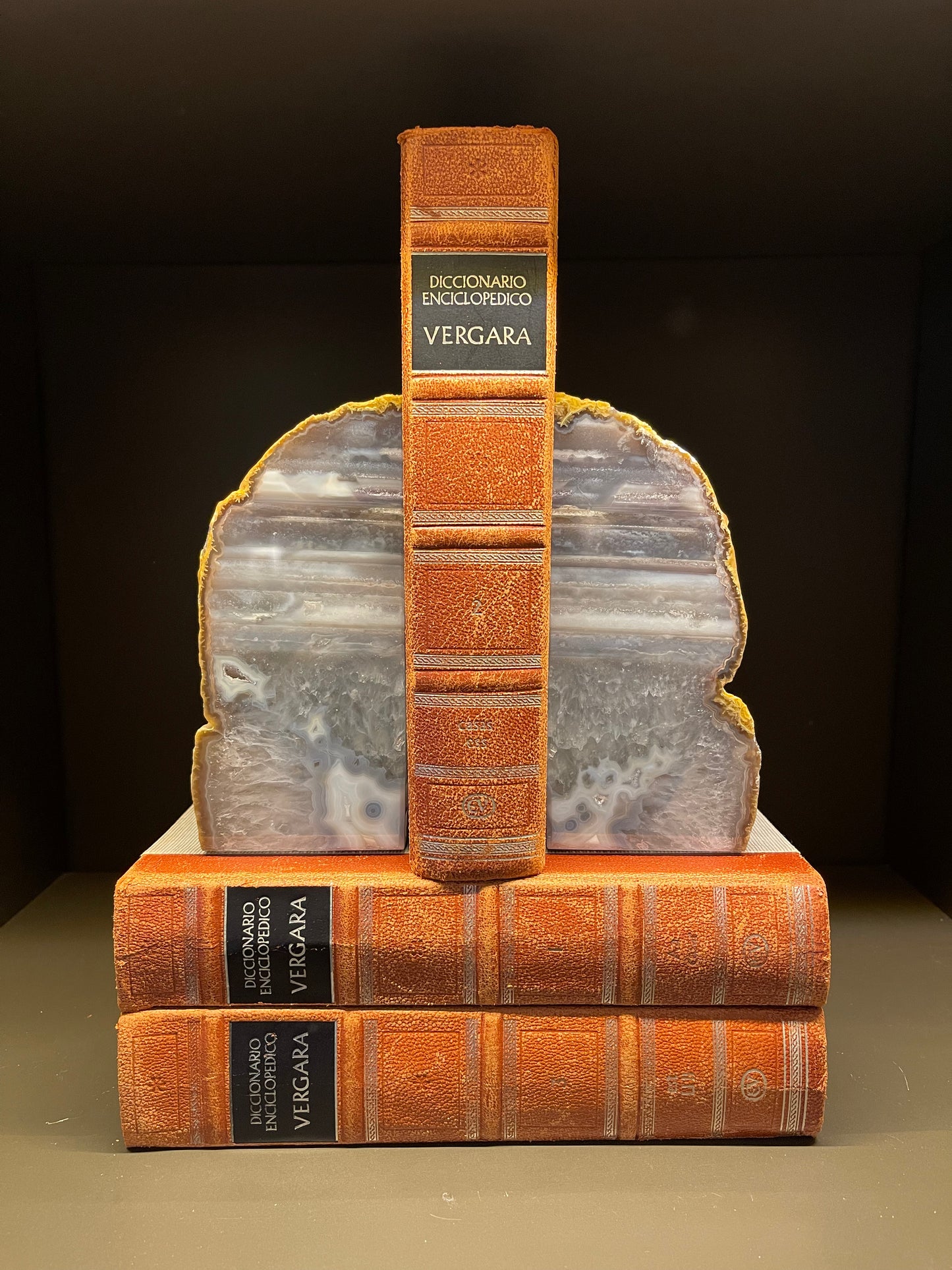 BOOKEND PU 11134