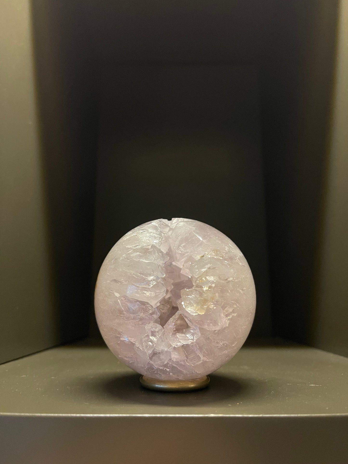 SPHERE E 6081