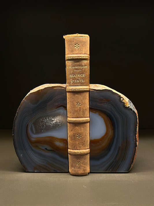 BOOKEND PU 11067