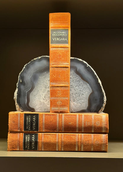 BOOKEND PU 11121