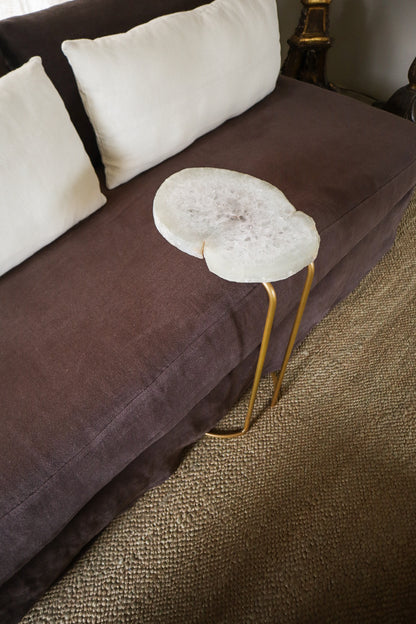 THE TABARE TABLE TT 2033